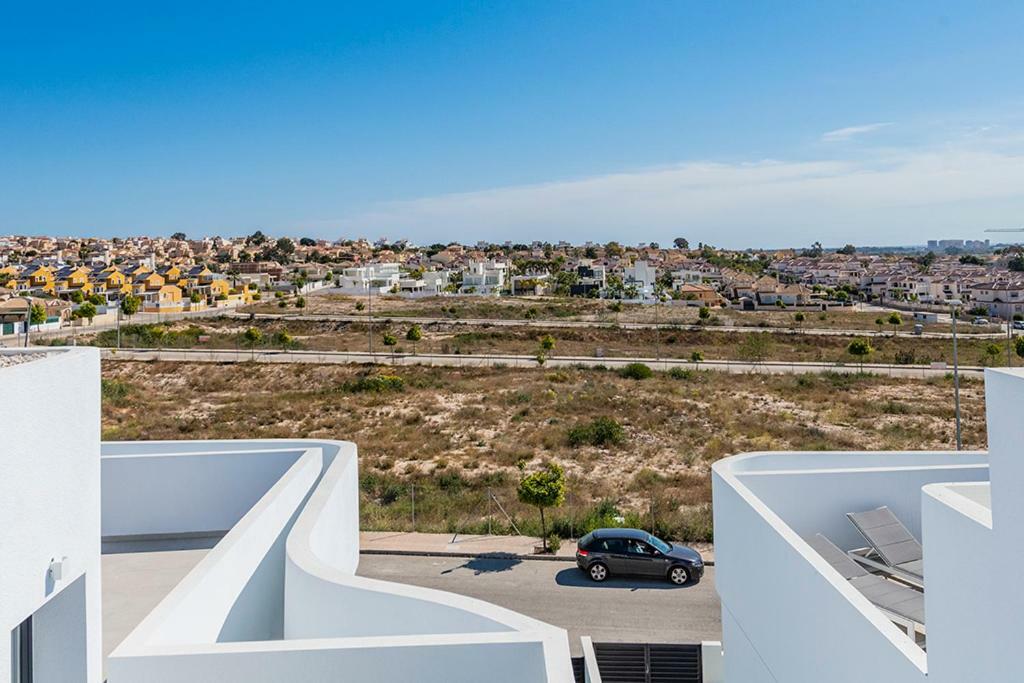 Stylish Villa 2018,Pool,3B.R.Wifi,Netflix San Fulgencio Buitenkant foto