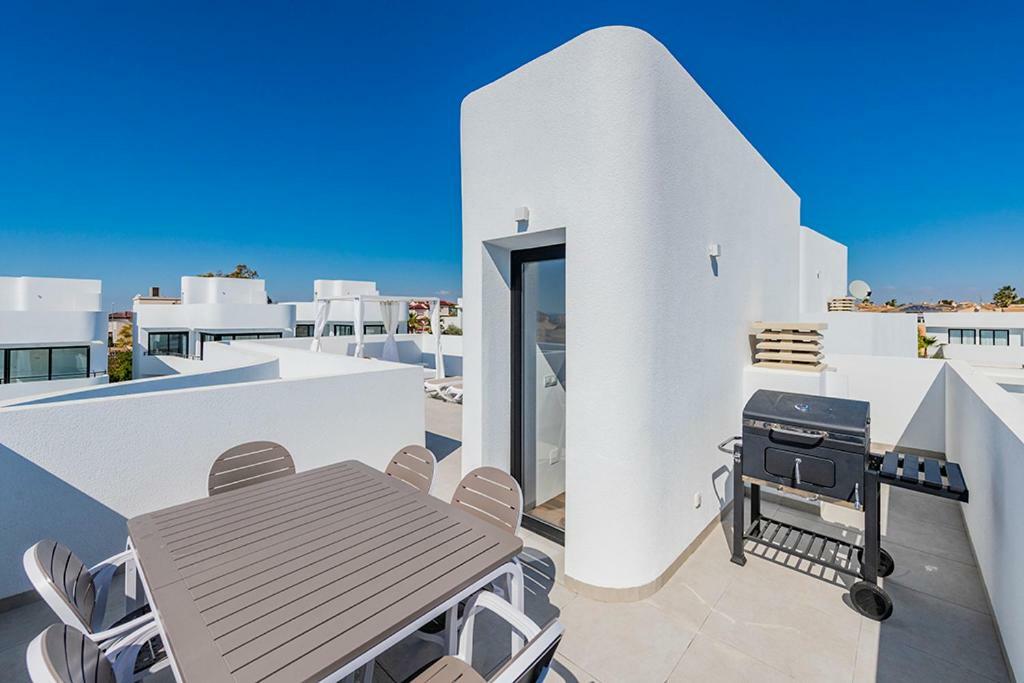 Stylish Villa 2018,Pool,3B.R.Wifi,Netflix San Fulgencio Buitenkant foto