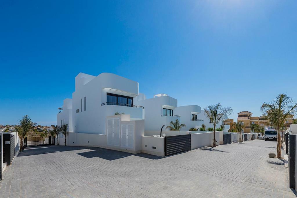 Stylish Villa 2018,Pool,3B.R.Wifi,Netflix San Fulgencio Buitenkant foto